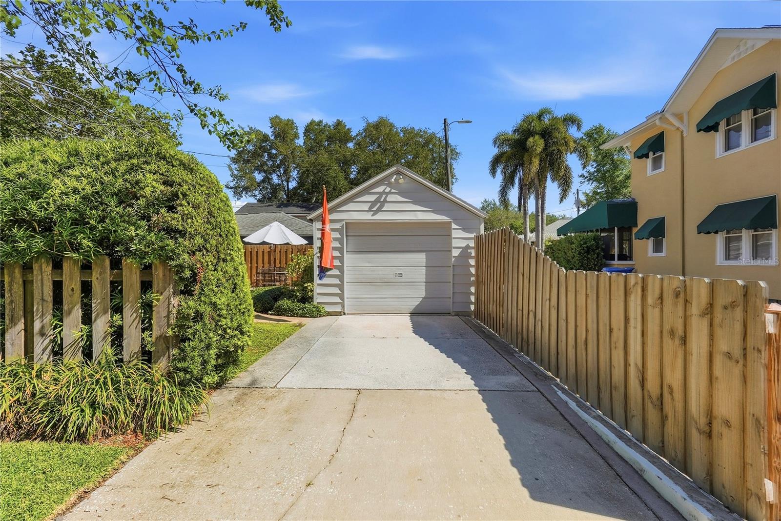 1325 24TH AVE N, ST PETERSBURG, FL, 33704