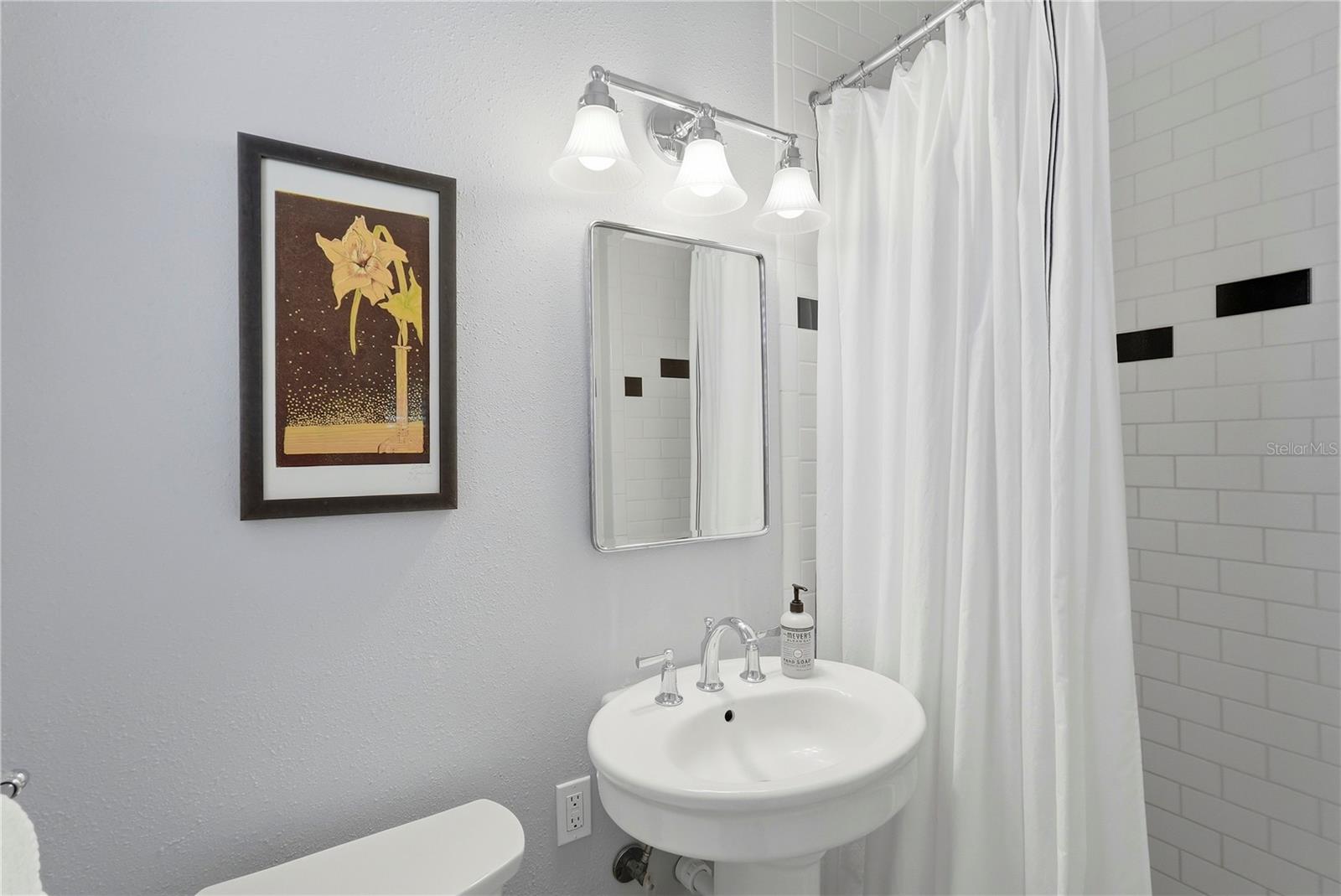 1325 24TH AVE N, ST PETERSBURG, FL, 33704