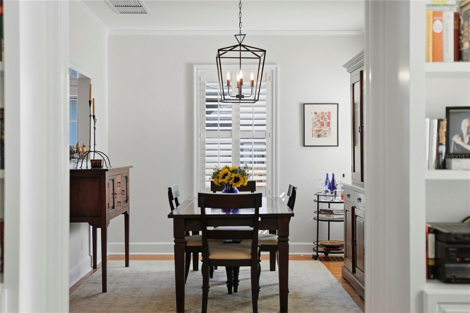 1325 24TH AVE N, ST PETERSBURG, FL, 33704