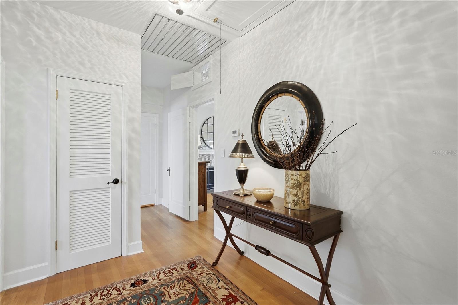 1325 24TH AVE N, ST PETERSBURG, FL, 33704