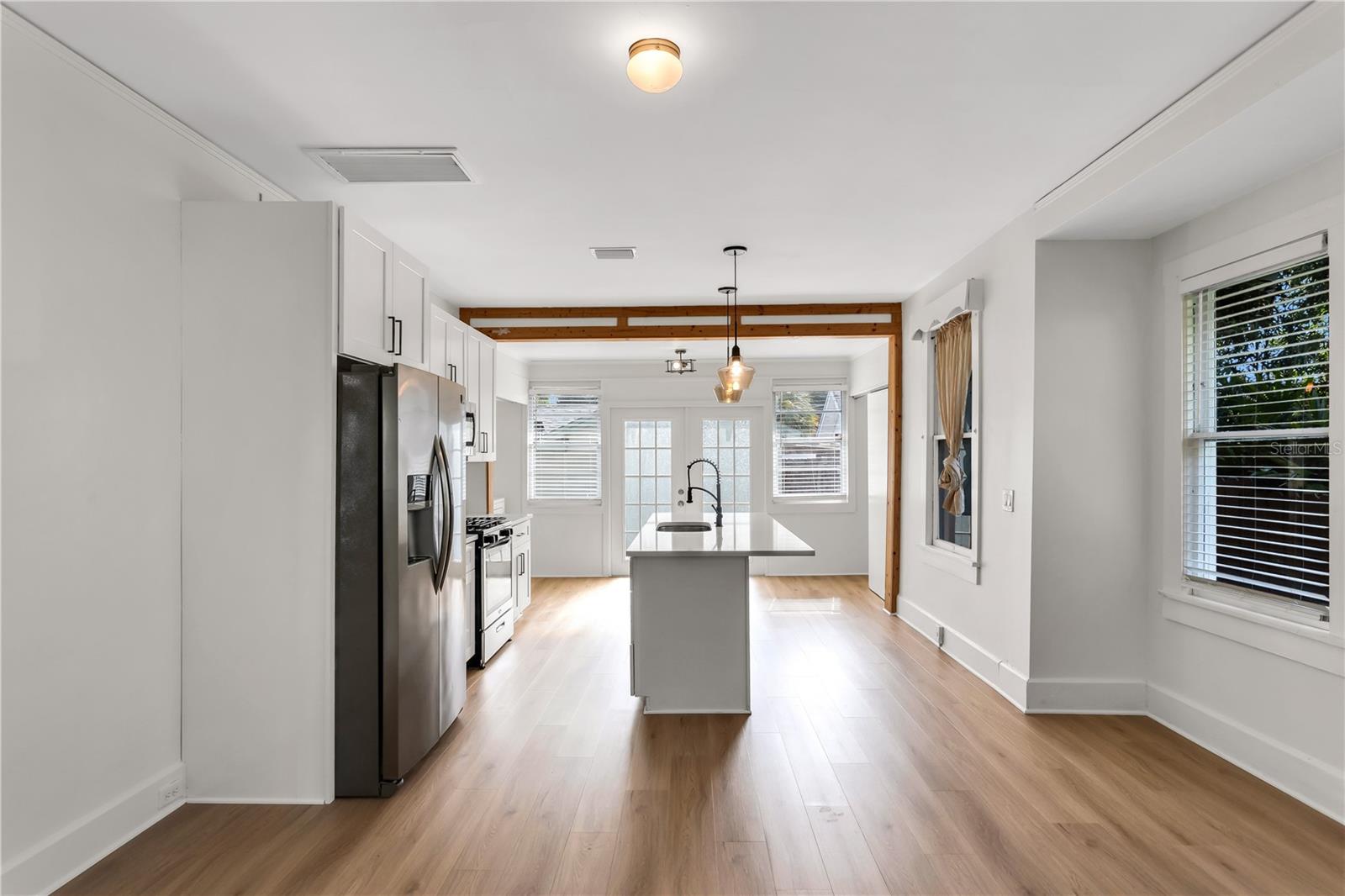 1924 3RD ST S, ST PETERSBURG, FL, 33705