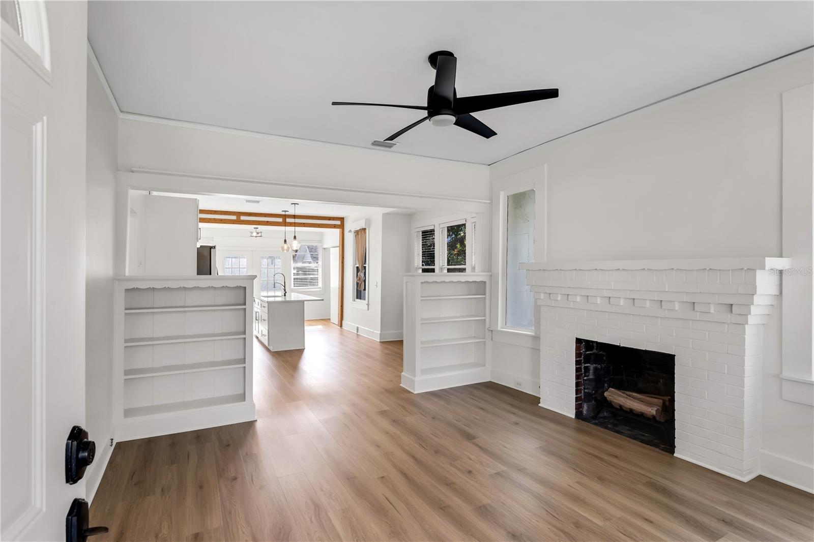 1924 3RD ST S, ST PETERSBURG, FL, 33705