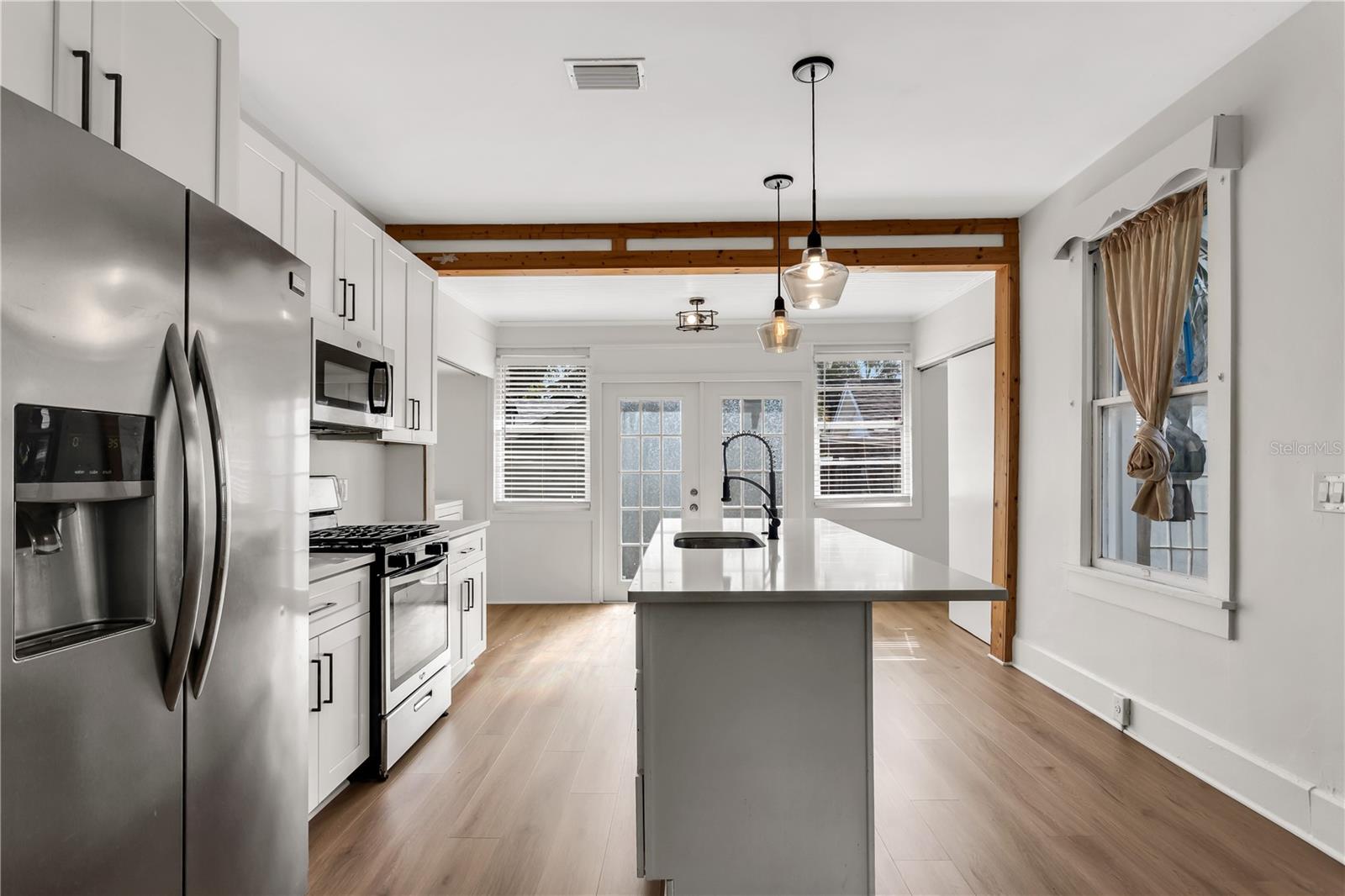 1924 3RD ST S, ST PETERSBURG, FL, 33705