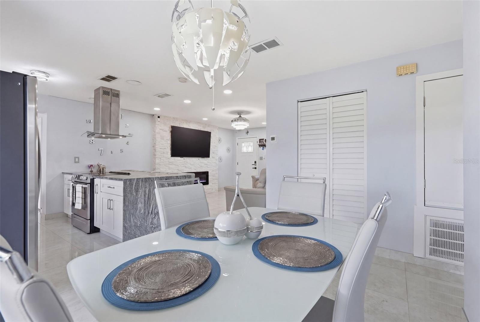 5922 MALCROSS DR, ORLANDO, FL, 32812