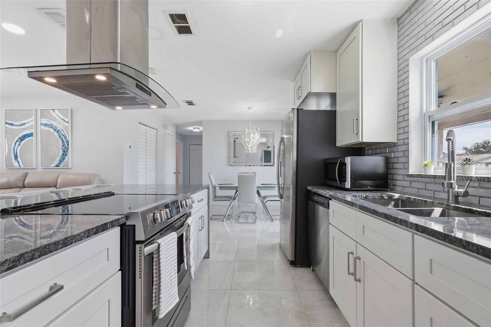 5922 MALCROSS DR, ORLANDO, FL, 32812