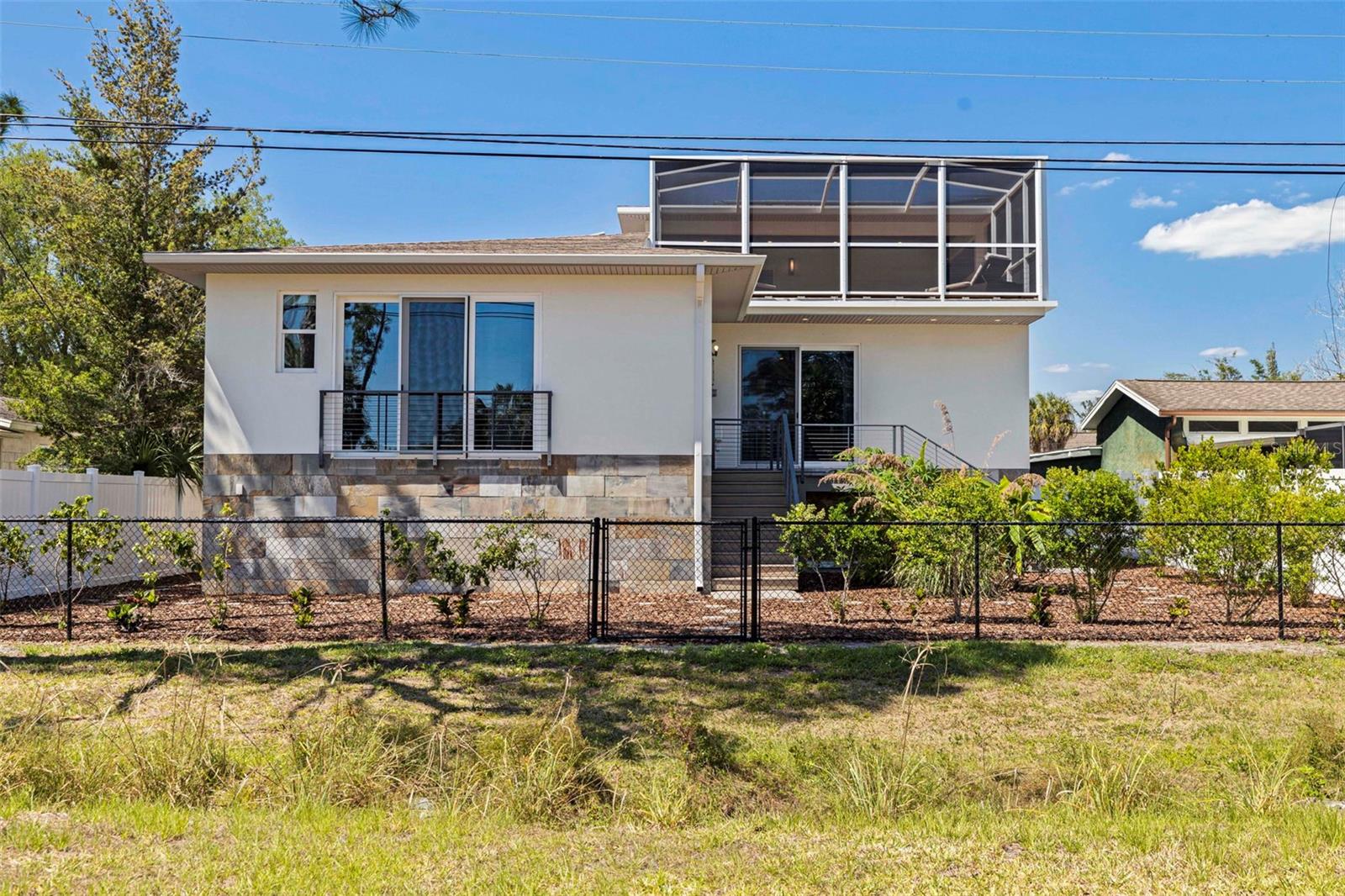 322 80TH AVE NE, ST PETERSBURG, FL, 33702