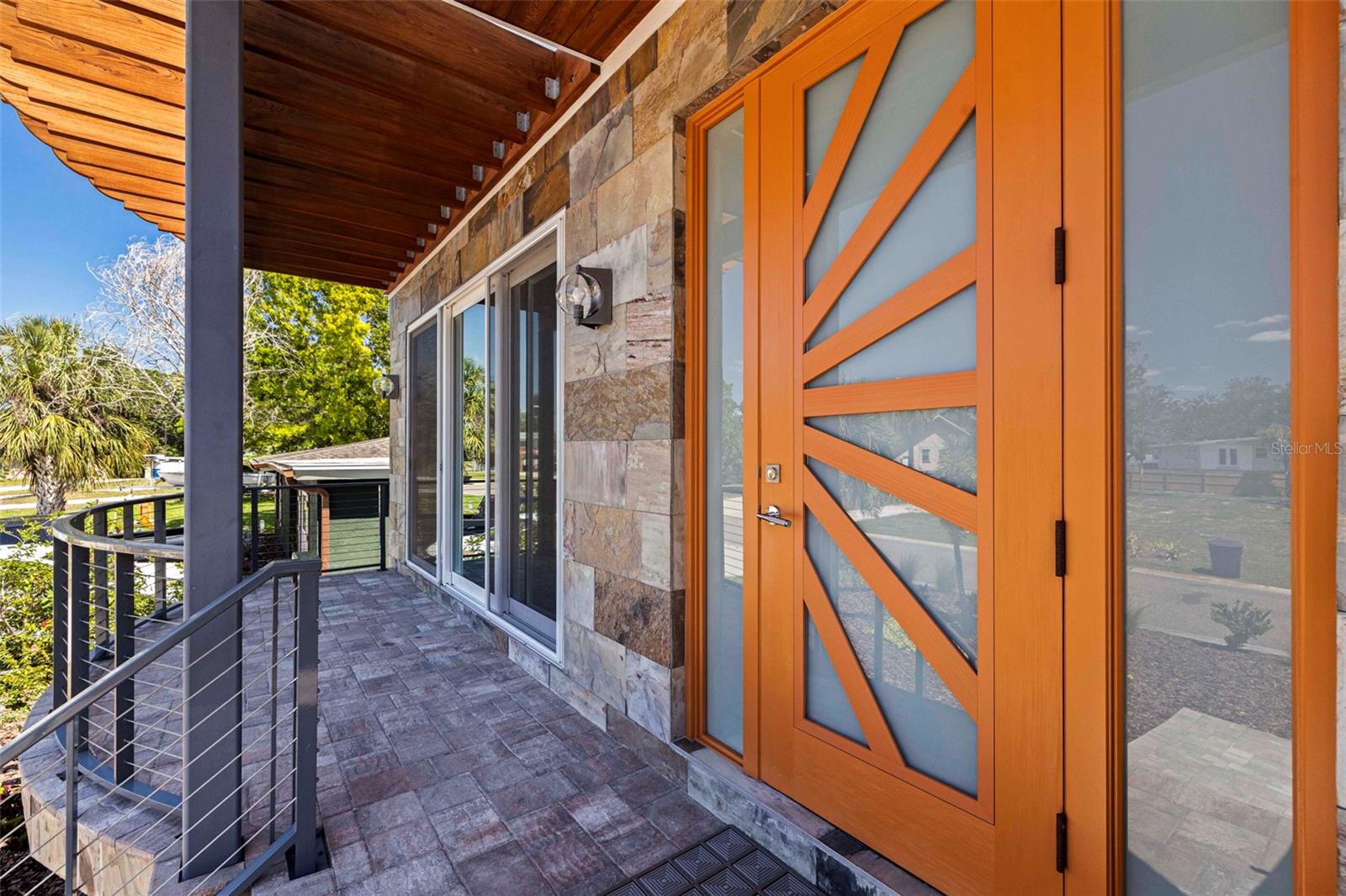 322 80TH AVE NE, ST PETERSBURG, FL, 33702