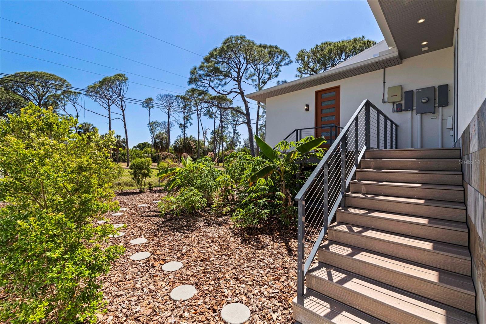 322 80TH AVE NE, ST PETERSBURG, FL, 33702