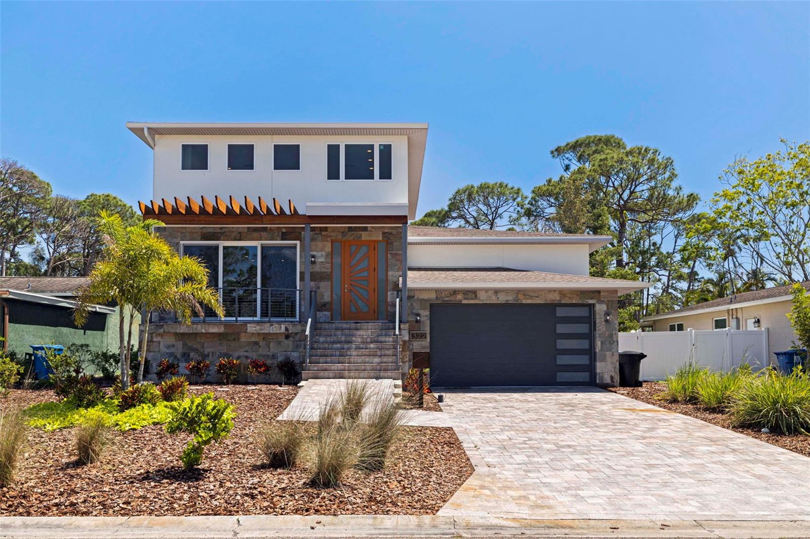 322 80TH AVE NE, ST PETERSBURG, FL, 33702