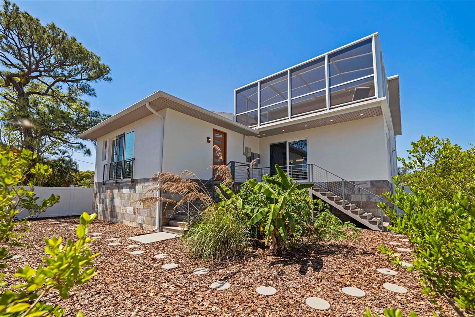 322 80TH AVE NE, ST PETERSBURG, FL, 33702