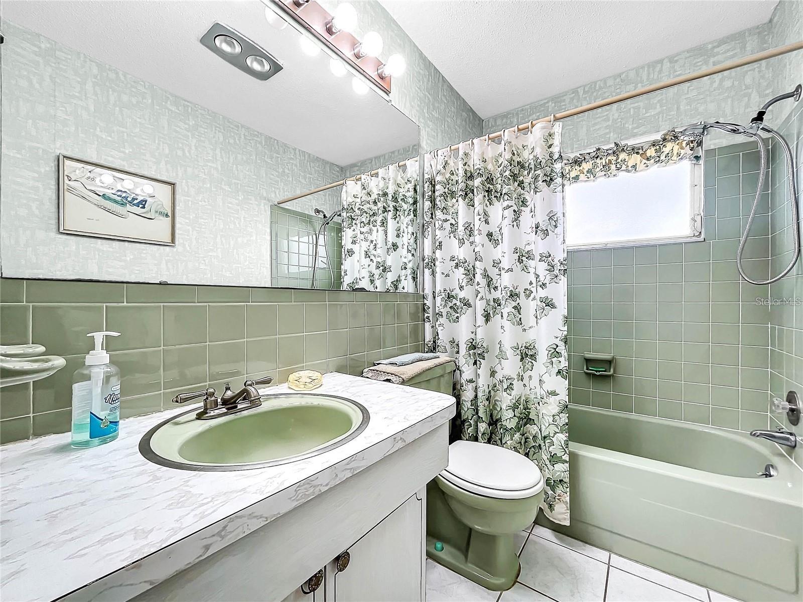 9743 37TH ST N #1, PINELLAS PARK, FL, 33782