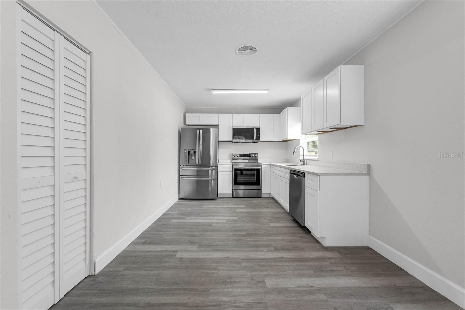 550 N RIDGEWOOD AVE, DAYTONA BEACH, FL, 32114