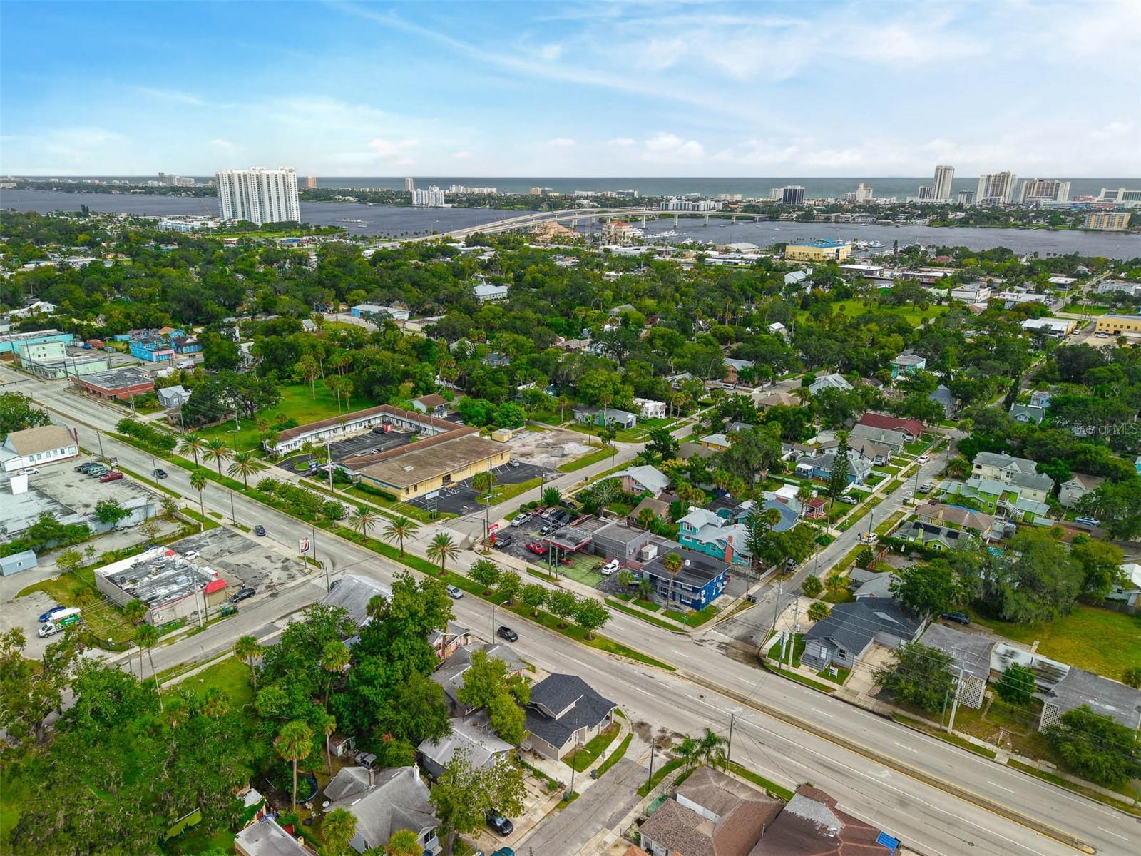 550 N RIDGEWOOD AVE, DAYTONA BEACH, FL, 32114