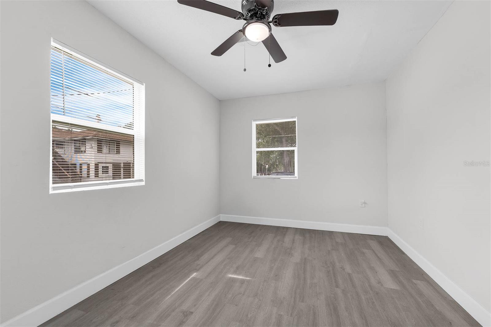 550 N RIDGEWOOD AVE, DAYTONA BEACH, FL, 32114