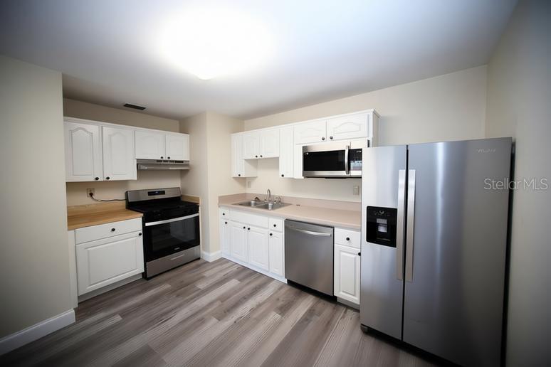 141 W CONNECTICUT AVE, EDGEWATER, FL, 32132