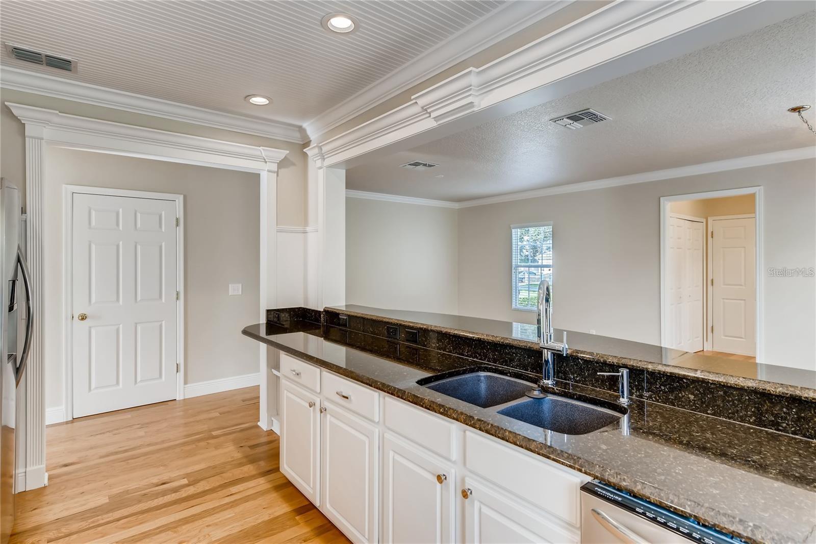 730 OAK SHADOWS RD, KISSIMMEE, FL, 34747