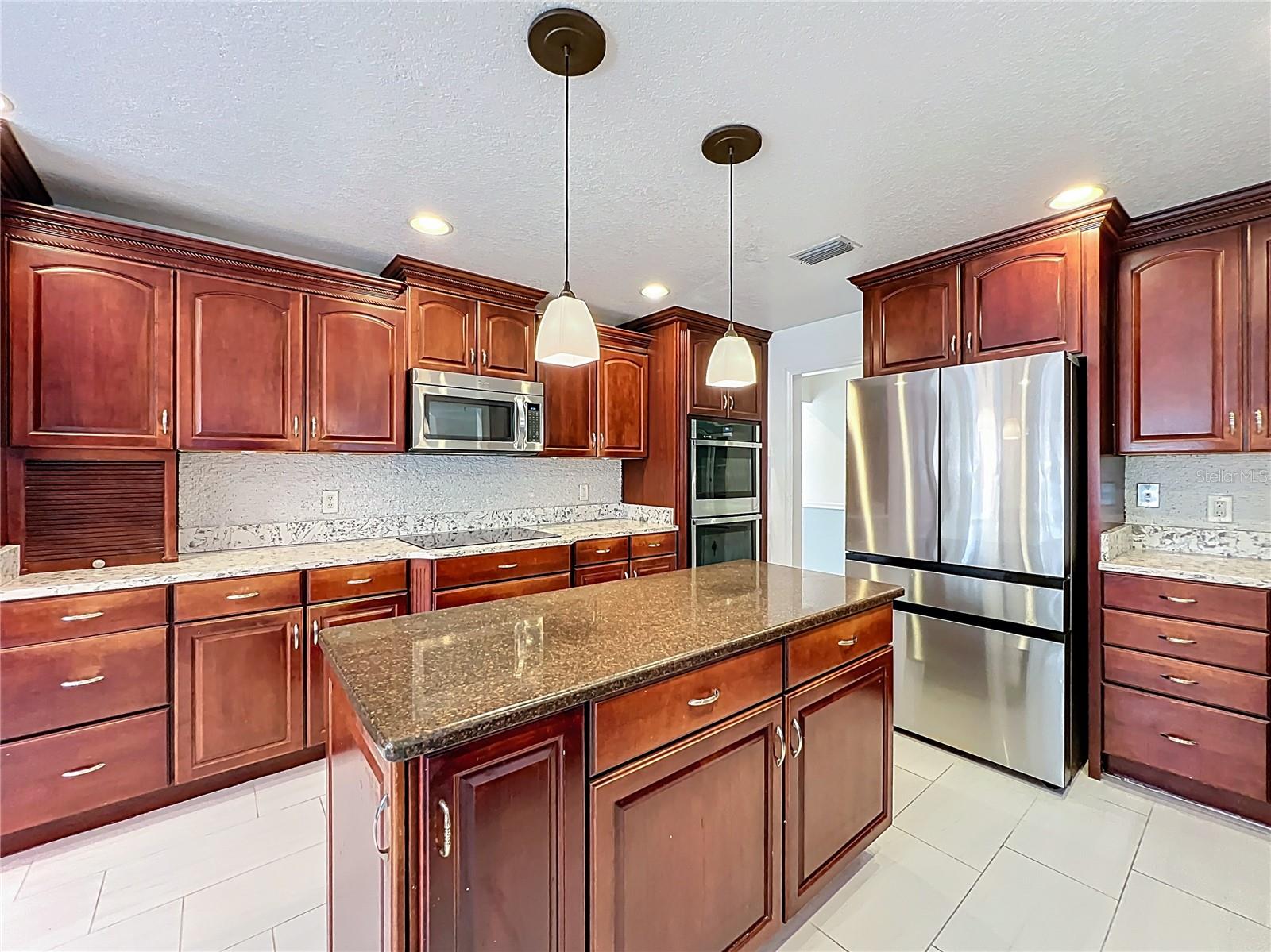 839 S DEERWOOD AVE, ORLANDO, FL, 32825