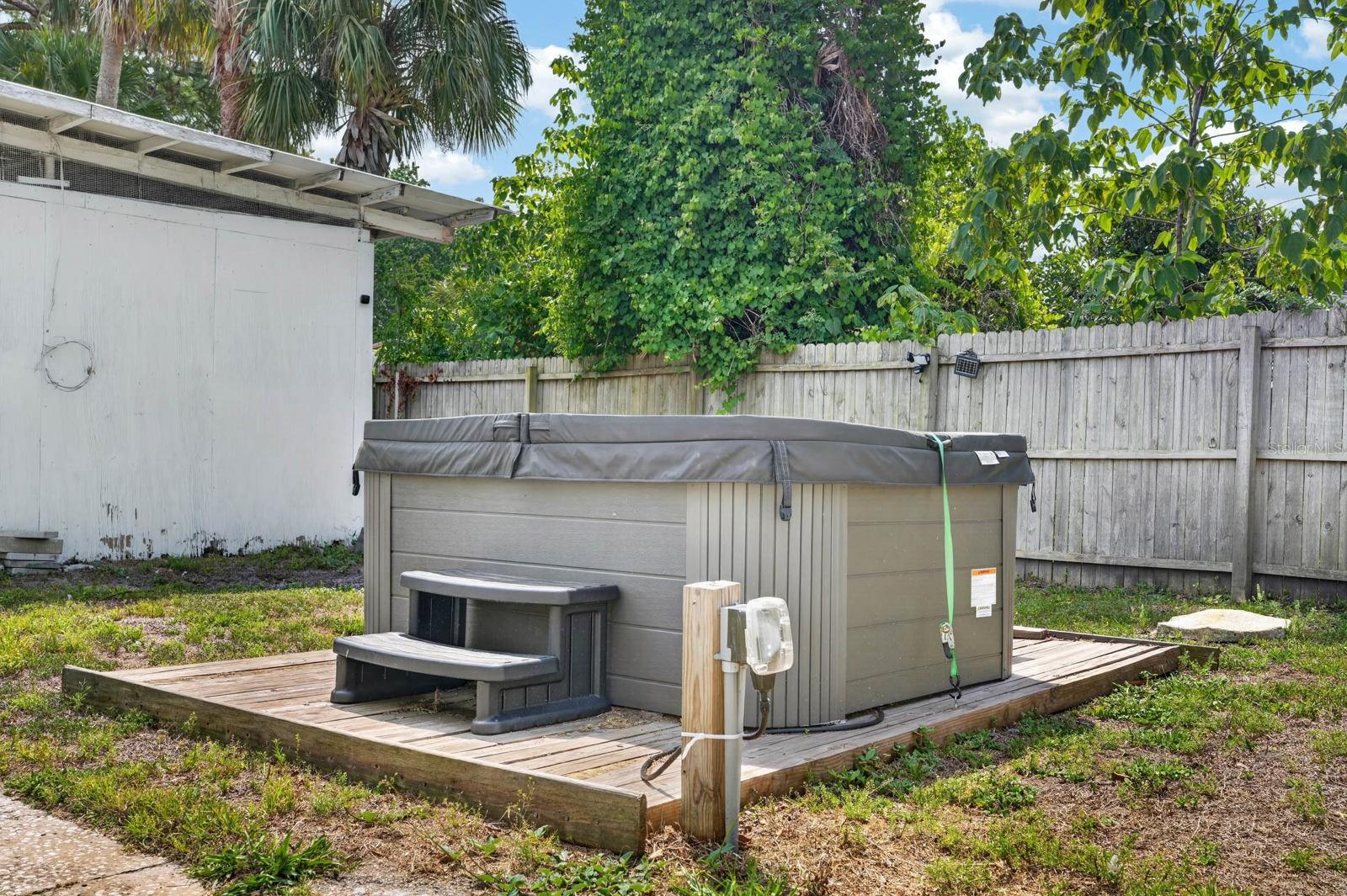 925 FLAGLER AVE, EDGEWATER, FL, 32132