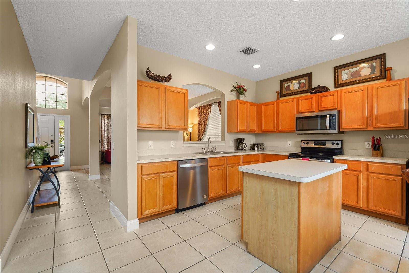 164 CASTAWAY BEACH WAY, KISSIMMEE, FL, 34746