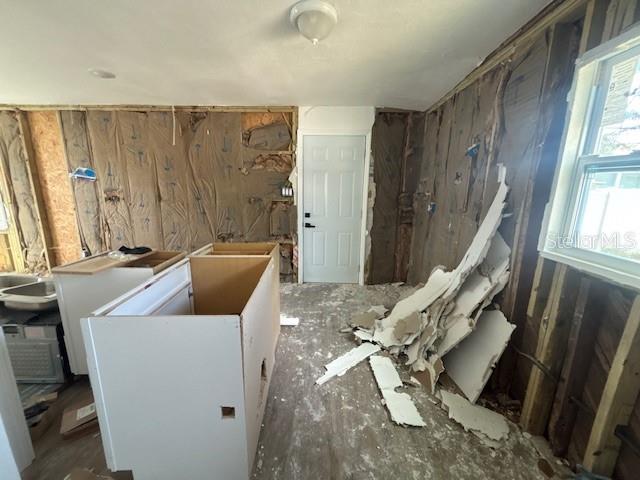 4034 38TH AVE N, ST PETERSBURG, FL, 33713