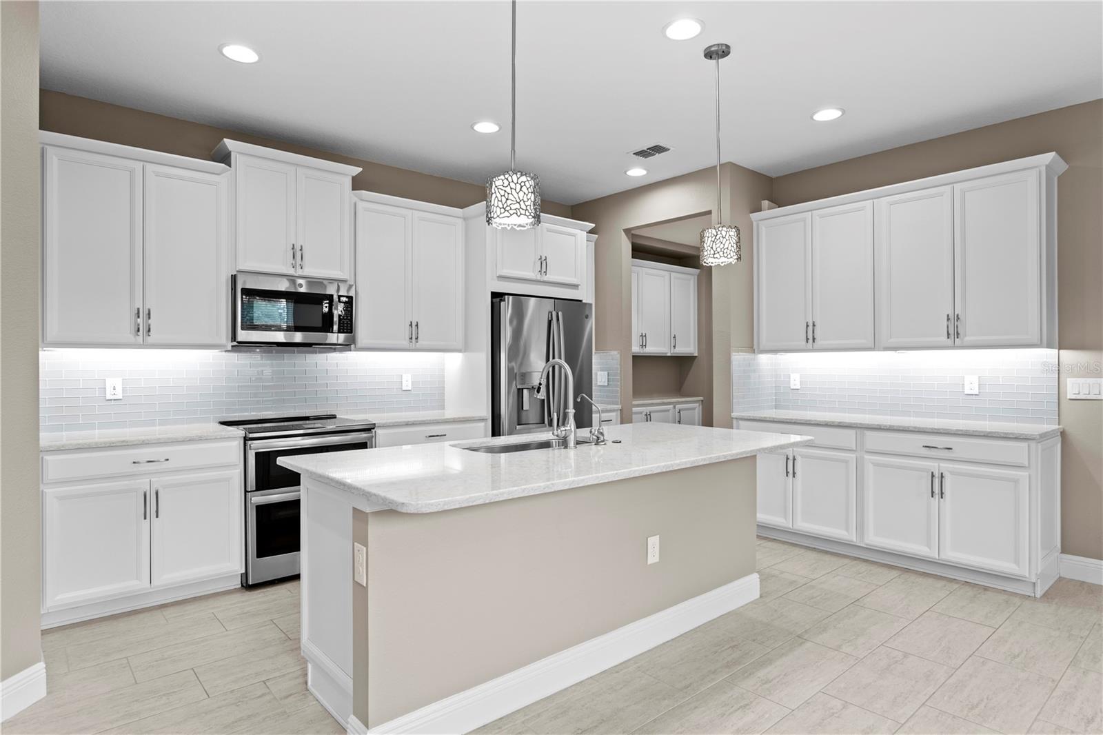 5630 GRAND SONATA AVE, LUTZ, FL, 33558