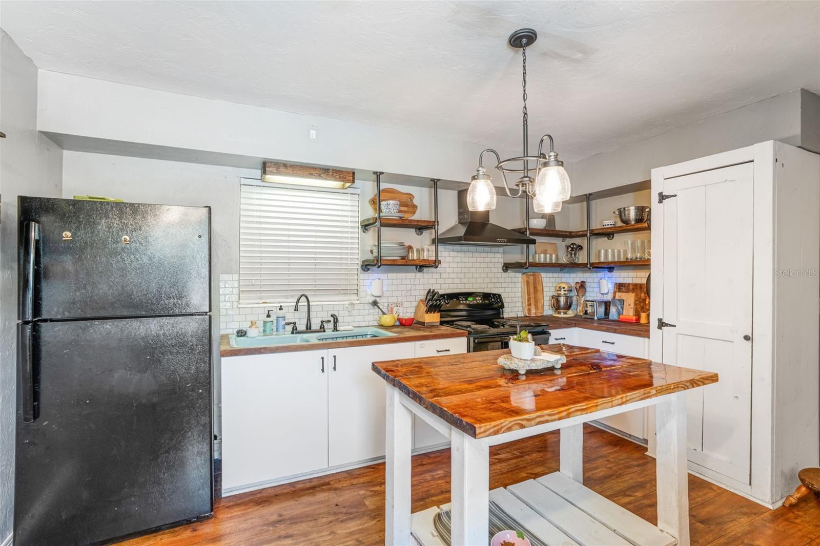 4060 WEBBER ST, SARASOTA, FL, 34232