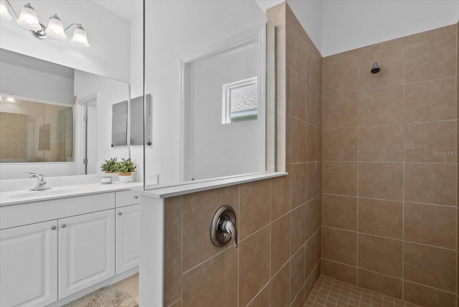 7526 RIDGELAKE CIR, BRADENTON, FL, 34203