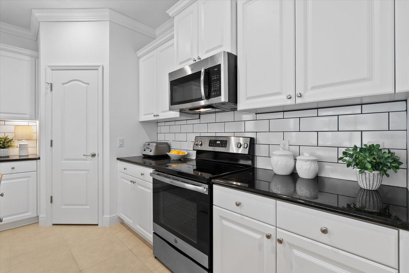 7526 RIDGELAKE CIR, BRADENTON, FL, 34203