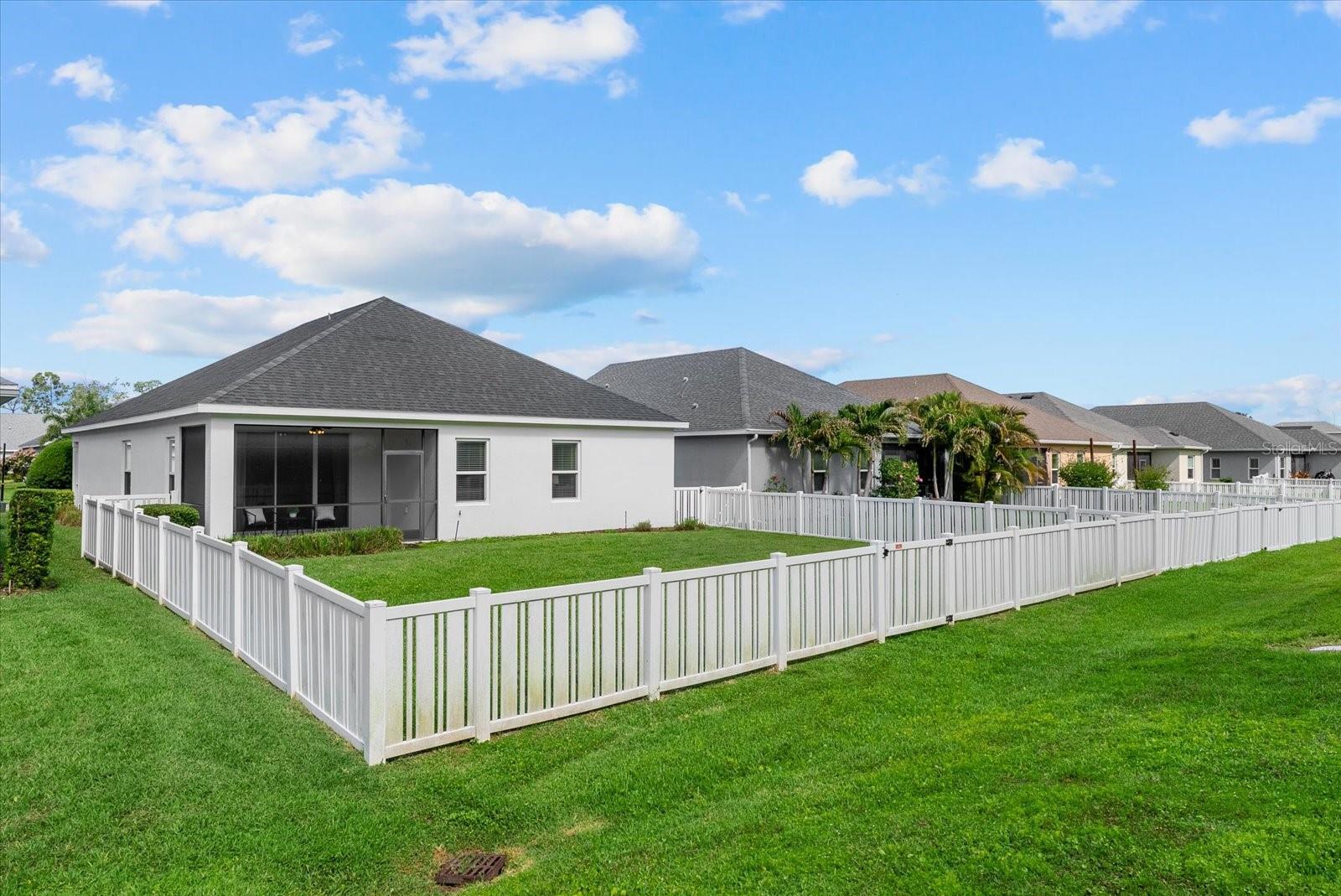 7526 RIDGELAKE CIR, BRADENTON, FL, 34203