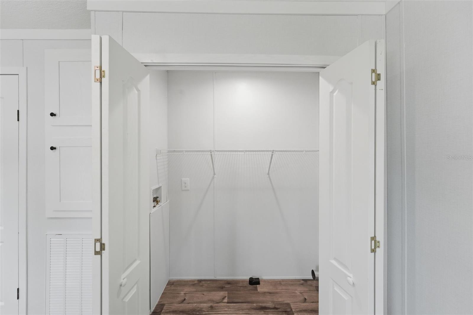 42039 CHERRY AVE, DELAND, FL, 32720