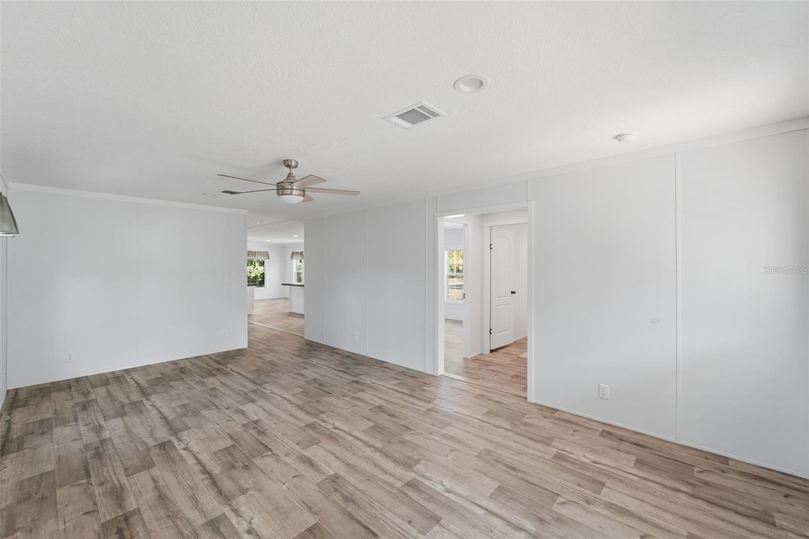 42039 CHERRY AVE, DELAND, FL, 32720
