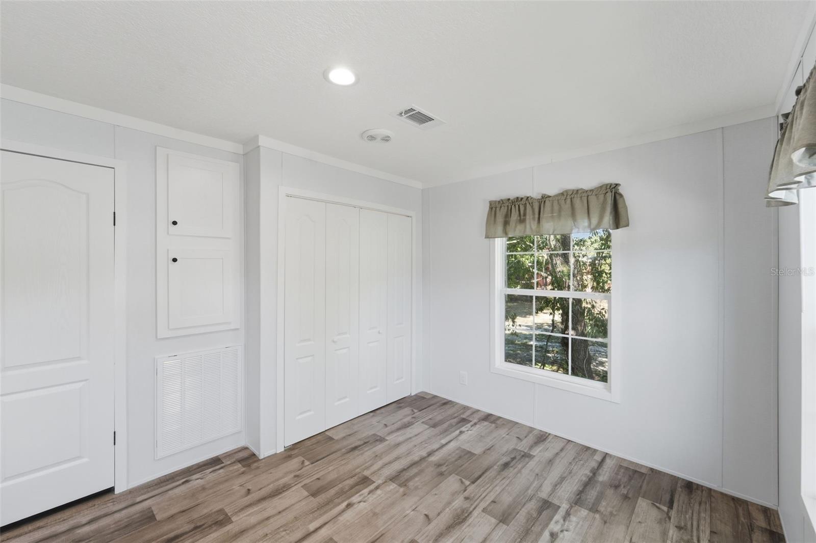 42039 CHERRY AVE, DELAND, FL, 32720