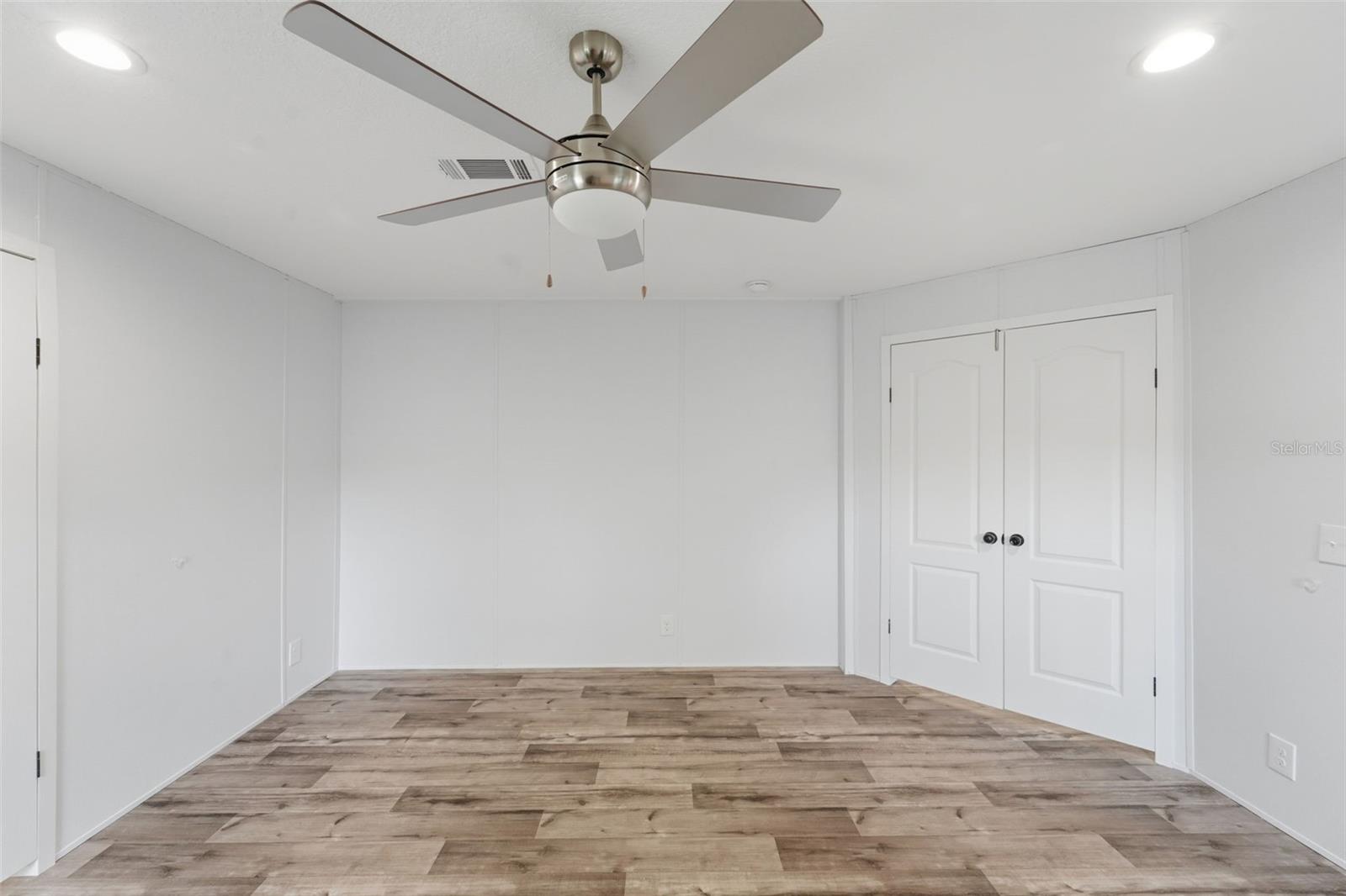 42039 CHERRY AVE, DELAND, FL, 32720