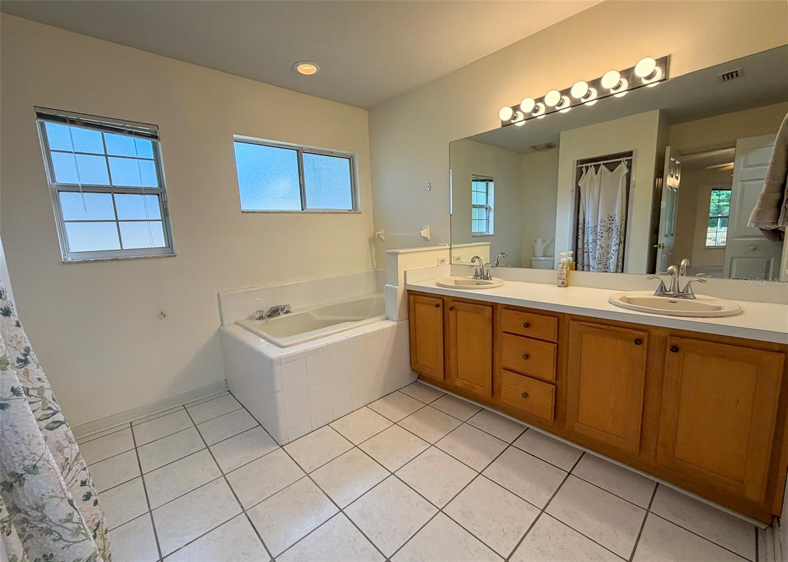 9232 NW 17TH PL, GAINESVILLE, FL, 32606