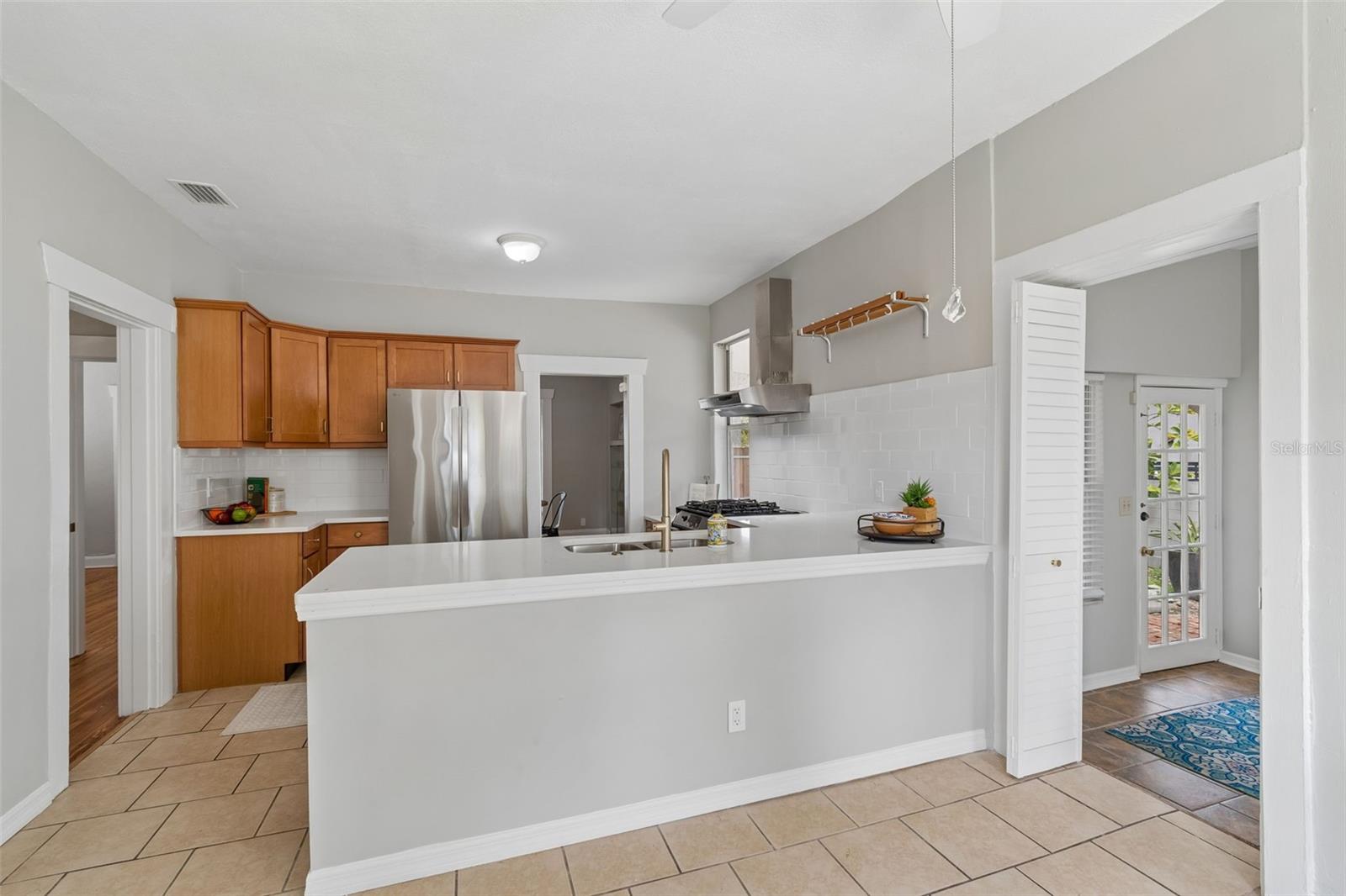 2502 W NORTH A ST, TAMPA, FL, 33609