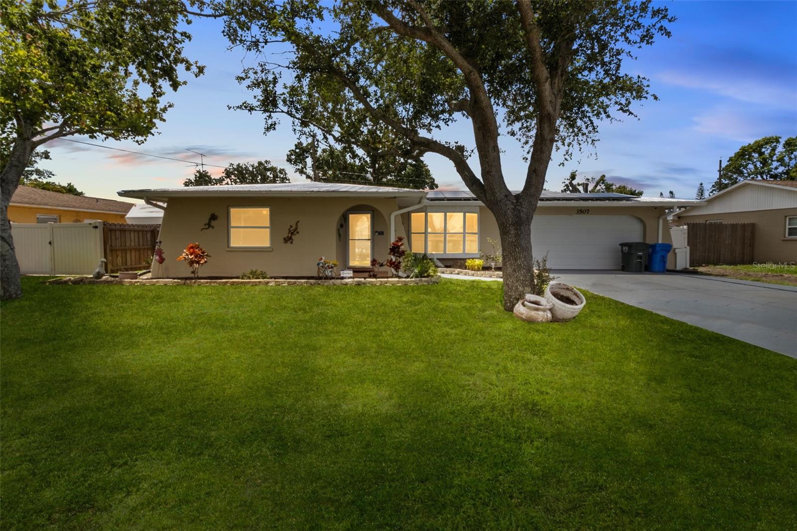 3507 OXFORD DR W, BRADENTON, FL, 34205