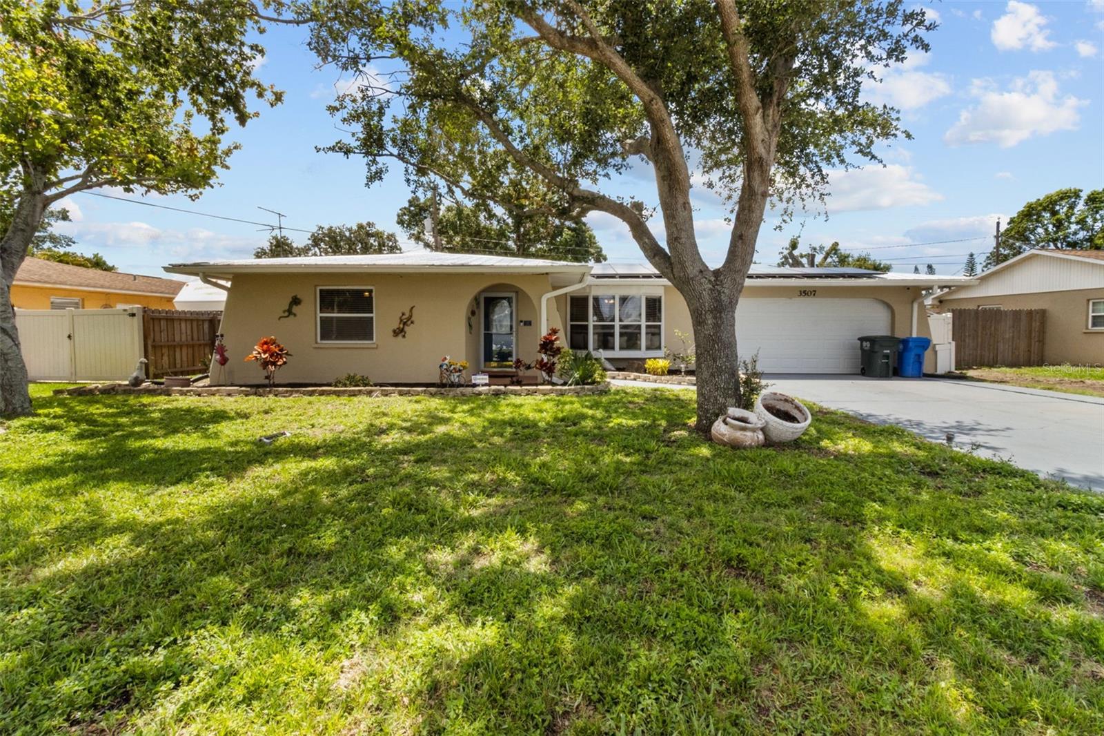 3507 OXFORD DR W, BRADENTON, FL, 34205