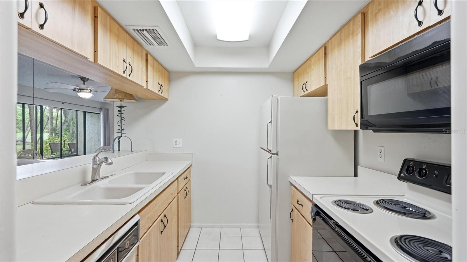 3025 QUAIL HOLW #17, SARASOTA, FL, 34235