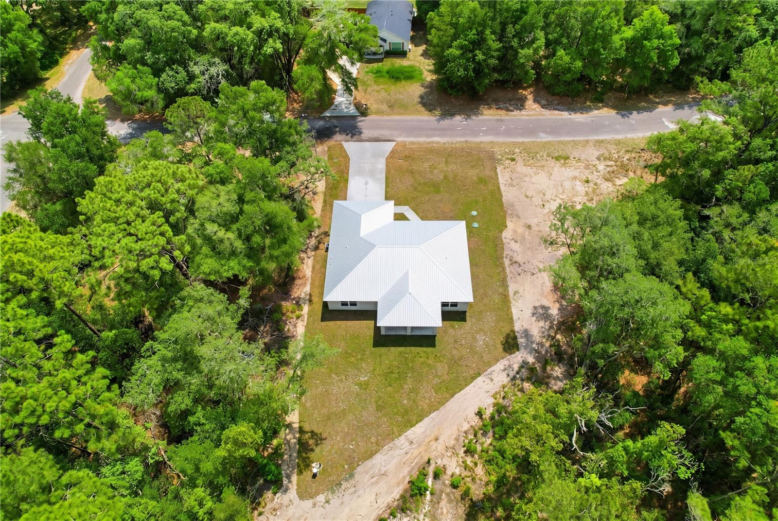 124 GUAVA TER, OCKLAWAHA, FL, 32179