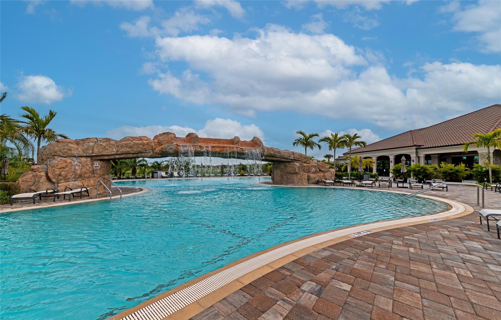 17810 GAWTHROP DR #305, BRADENTON, FL, 34211