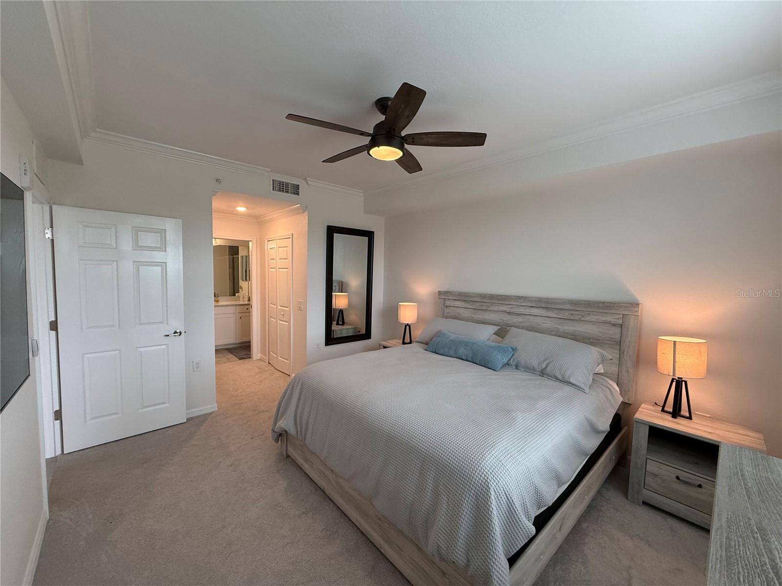 17810 GAWTHROP DR #305, BRADENTON, FL, 34211