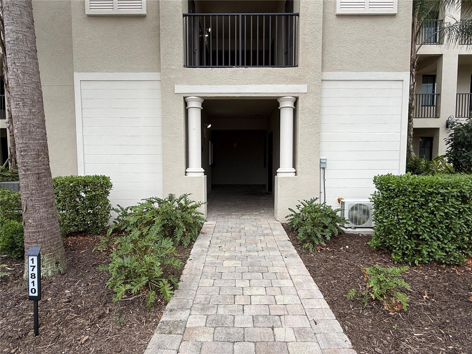 17810 GAWTHROP DR #305, BRADENTON, FL, 34211