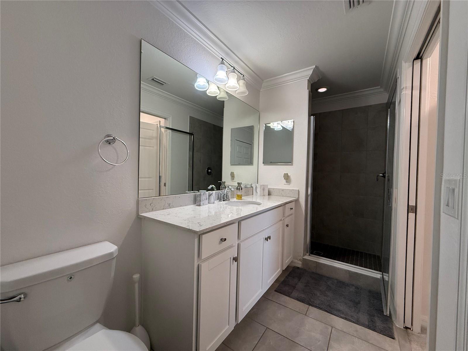 17810 GAWTHROP DR #305, BRADENTON, FL, 34211