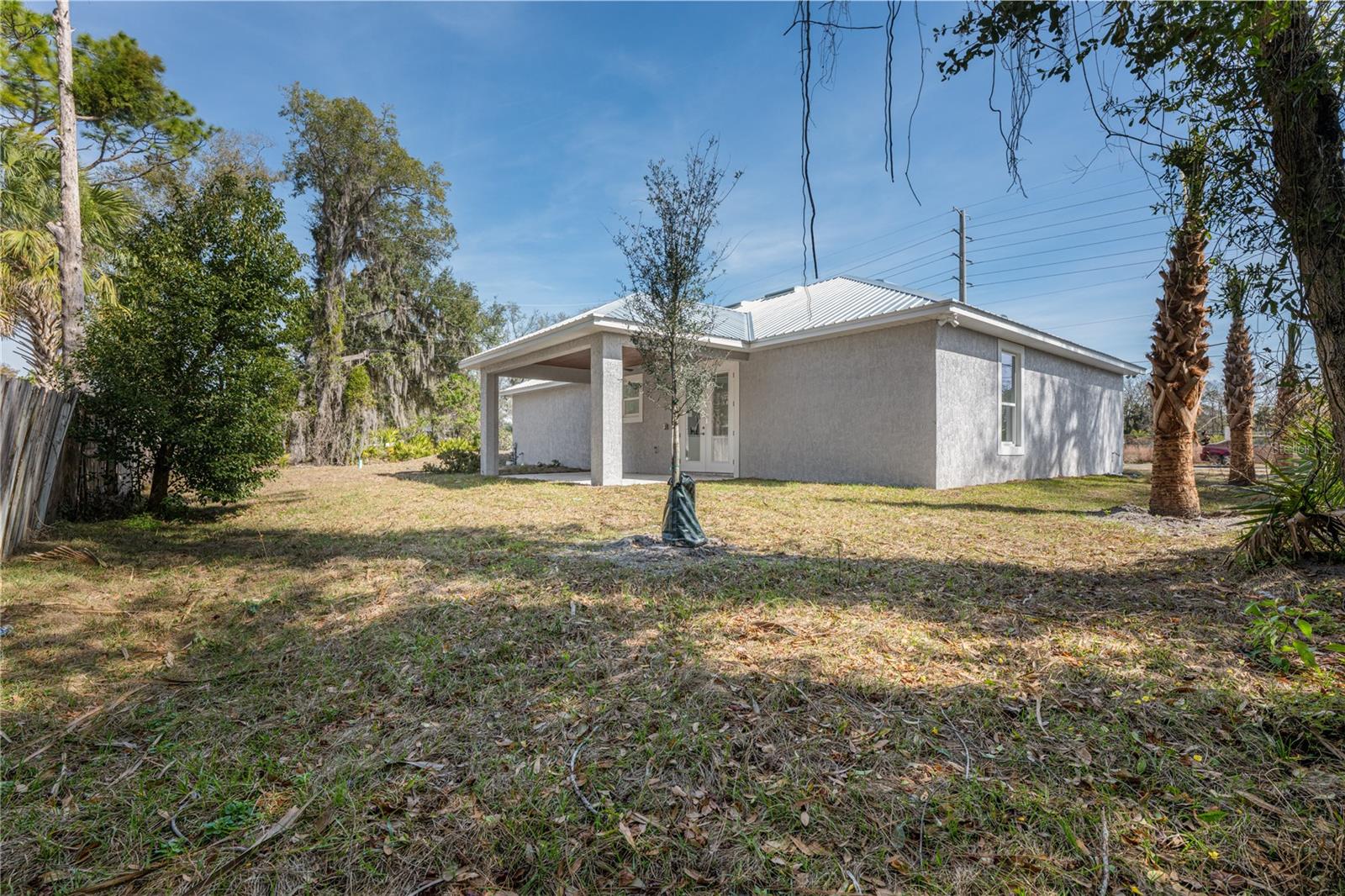 210 PARADISE DR, DELAND, FL, 32720