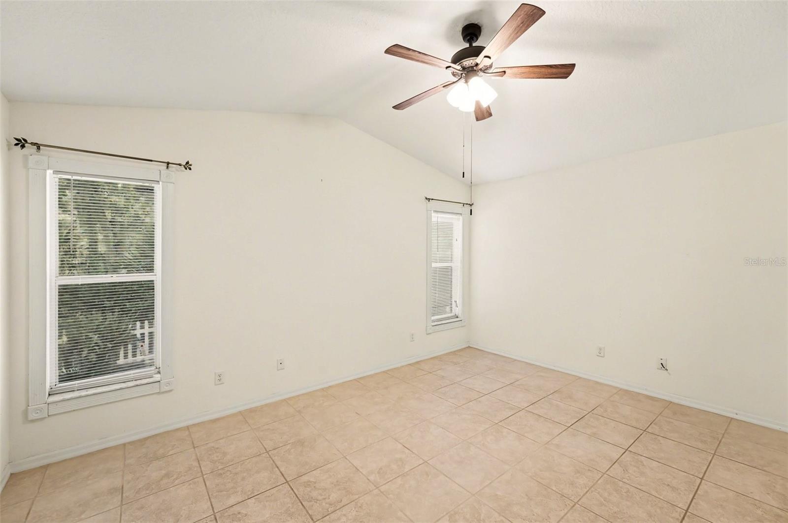 447 DIXIE HWY, TARPON SPRINGS, FL, 34689