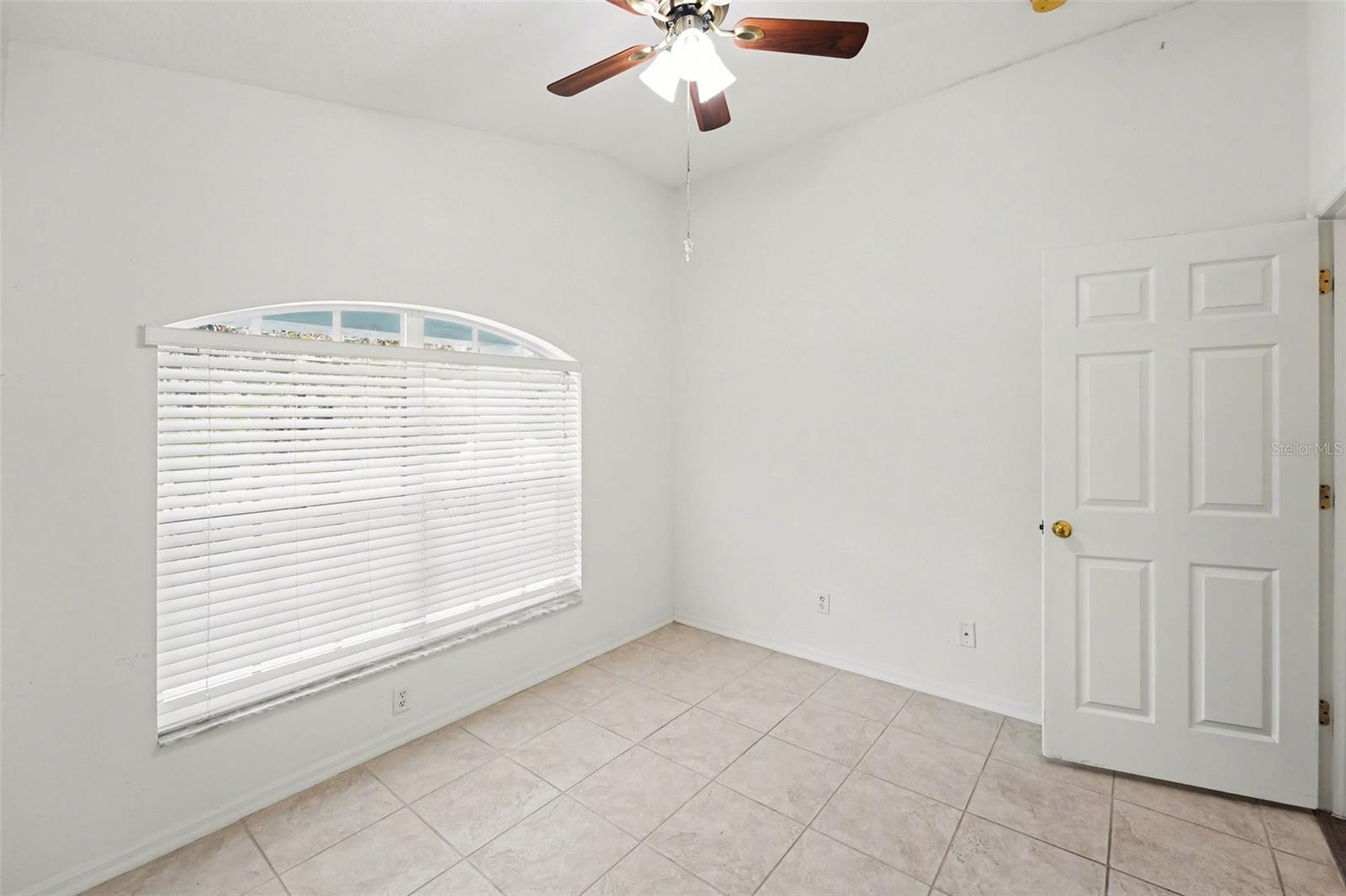 447 DIXIE HWY, TARPON SPRINGS, FL, 34689