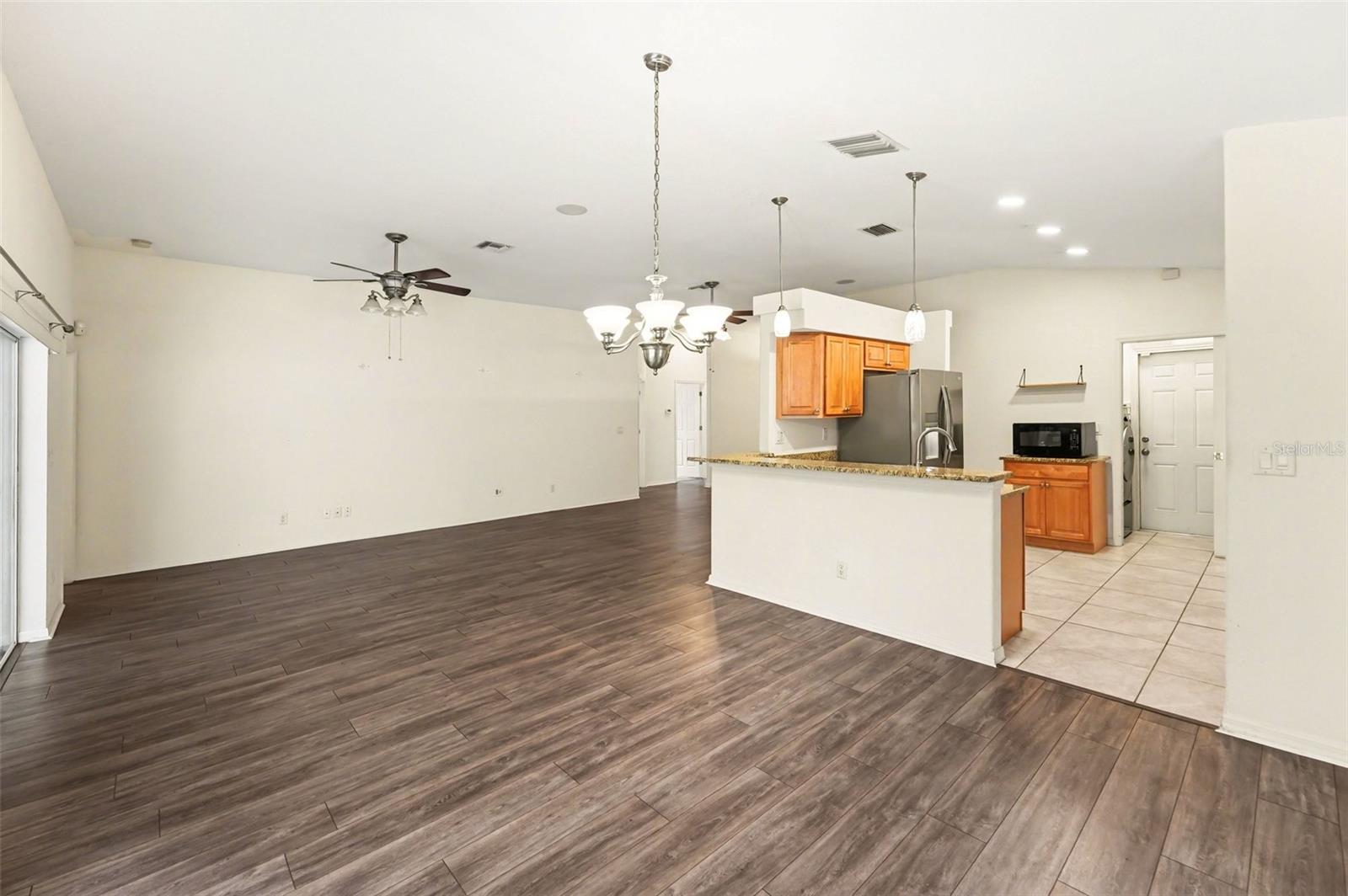 447 DIXIE HWY, TARPON SPRINGS, FL, 34689