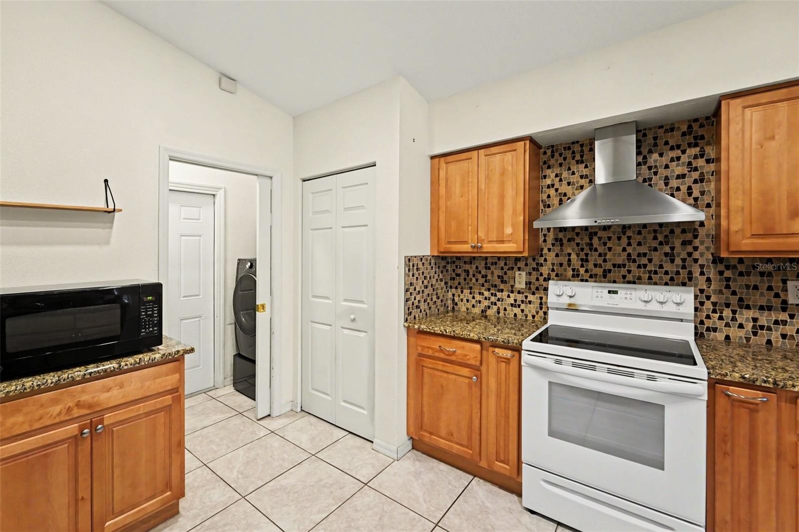 447 DIXIE HWY, TARPON SPRINGS, FL, 34689