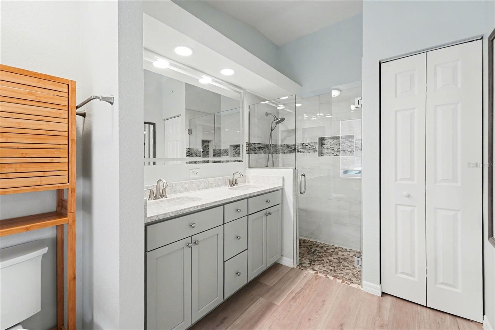 447 DIXIE HWY, TARPON SPRINGS, FL, 34689