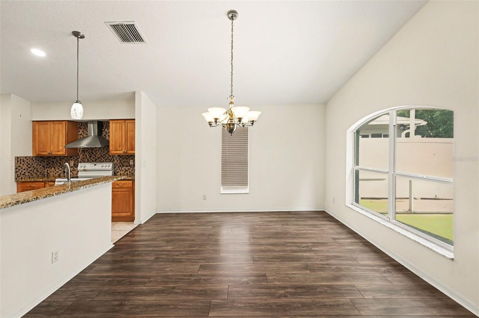 447 DIXIE HWY, TARPON SPRINGS, FL, 34689